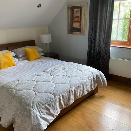 Corness House B&B Монахан Екстериор снимка