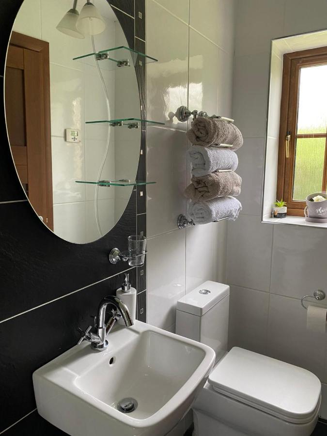 Corness House B&B Монахан Екстериор снимка
