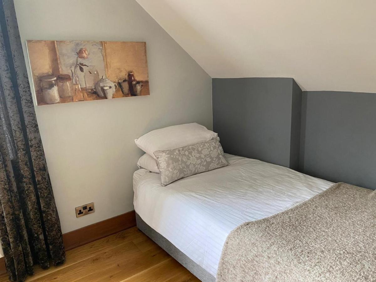 Corness House B&B Монахан Екстериор снимка